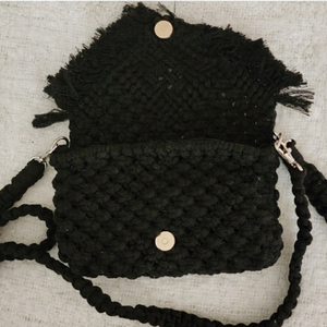 HAND-MADE macrame clutch/ crossbody purse color black